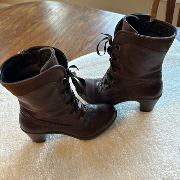 Like new. Joseph seibel boots. - Picture 2 of 10
